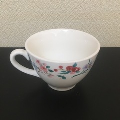 花柄ティーカップ