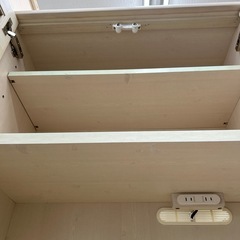 【表示価格より20％OFF!!】キッチンボード　フレンチカントリー風の画像