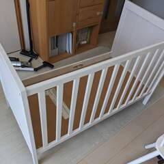 差し上げます ベビーベッド Ikea SUNDVIK スンドヴィークの画像