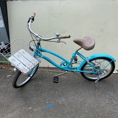 新入荷　子供用自転車　20インチ　6段ギア付き　