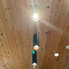 ペンダント照明器具3灯の画像