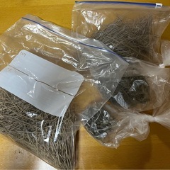 無農薬の松葉茶2袋とよもぎ茶2袋