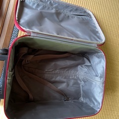 スーツケースの画像
