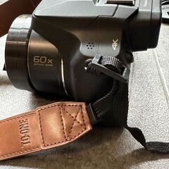ミラーレスカメラ 美品 Panasonic LUMIX DC-FZ85 (箱無し）の画像