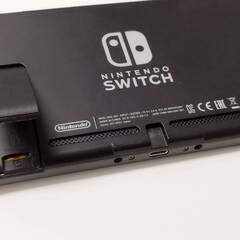 Nintendo Switch 本体 HAC-001/2018年製の画像