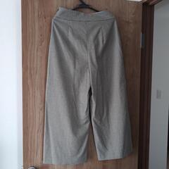 ZARAのワイドパンツ　Lサイズの画像
