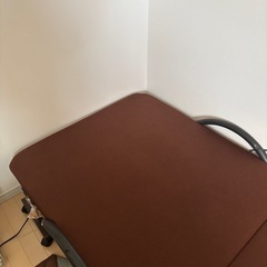 折りたたみ式、キャスター付き