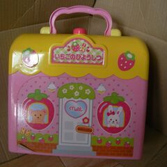 作動OK！メルちゃん いちごのびようしつの画像