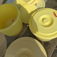 漬物樽さまざま（写真のもの全部）の画像