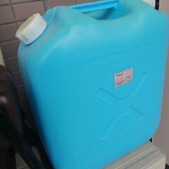 カラータンク20㍑　美品　オシャレ　おまけつきの画像