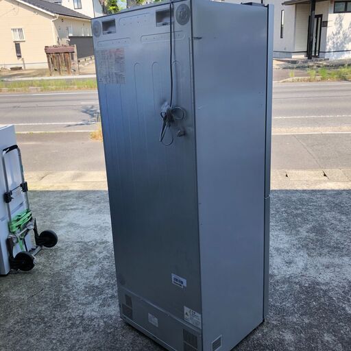 ２０２１年製　AQUA アクア 薄型大容量冷蔵庫（420L・両開き4ドア）TZシリーズ  AQR-TZ42K