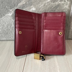 MARC JACOBS 財布　二つ折りの画像