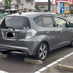 極上！平成25年 フィットハイブリッド 車検残りあり シートヒーターの画像