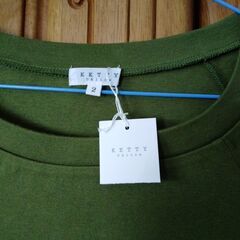【未使用品・タグ付】KETTY　ケティ　Tシャツの画像