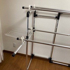 室内物干し　コンパクト収納の画像