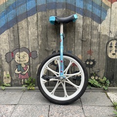 【5281】一輪車　20インチ　3,300円（税込）