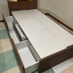 ニトリ シングルベッドフレーム 収納・コンセント付きの画像