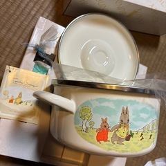 ホーロー両手鍋20cmとミトン