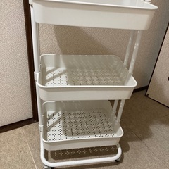 3段ワゴン