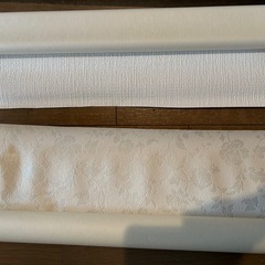 壁紙　リフォームの余り6本と新品1本の画像