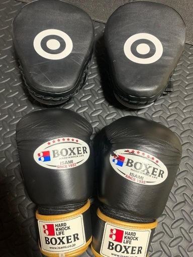ISAMI BOXER ボクシンググローブ 8oz ブラック　ミットセット‼︎
