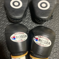 ISAMI BOXER ボクシンググローブ 8oz ブラック　ミットセット‼︎の画像