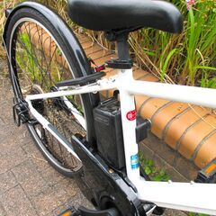 中古自転車 Panasonic パナソニック 電動アシスト自転車 Velo Star クロスバイク 6段変速 バッテリー8Ah LEDオートライト 満タン35km走行可能 通勤 通学 近所のお出掛けなどにの画像