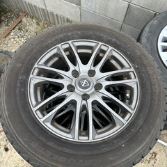 ヴェルファイア　タイヤセット　溝ありの画像