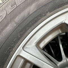 ヴェルファイア　タイヤセット　溝ありの画像