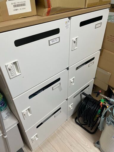 ITOKI 6人用パーソナルロッカー(ダイヤル錠) 白