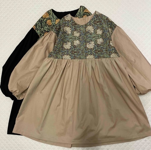 ヨークワンピース　女の子お洋服　120cm