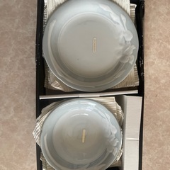 イブサンローラン　食器の画像