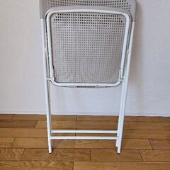 IKEA 折り畳み椅子の画像