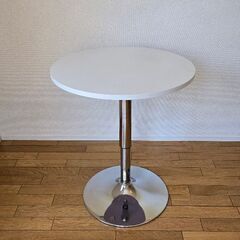 昇降カフェテーブル