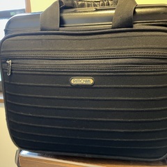 ビジネスバッグ　ドイツRIMOWA
