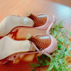 試着のまま　　tabris 本革　パンプス　サンダル　ベージュ　ピンク　の画像