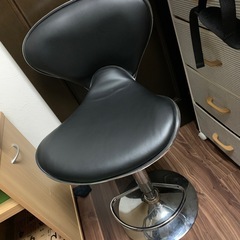 【お取引中】カウンターチェアの画像