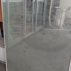 鏡？掲示板？の画像
