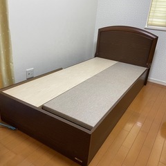 引き出し付きベッド　マットレス付き