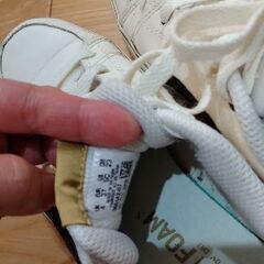 プーマスニーカー　23.0センチの画像