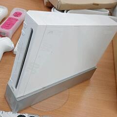 0607-504 Wii ディスク付き　ゲーム機の画像