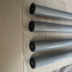 テーブルの脚4本セットの画像