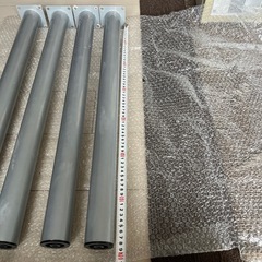 テーブルの脚4本セットの画像