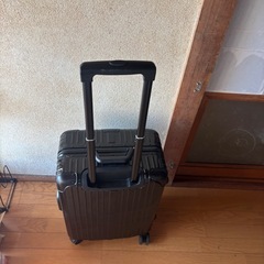 キャリーケースの画像
