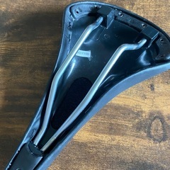 VELO 鋲打ちクラシカルサドル　の画像