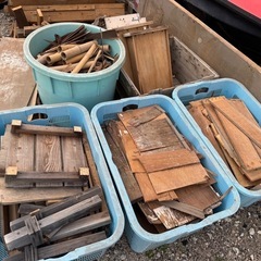 廃材　木クズの画像