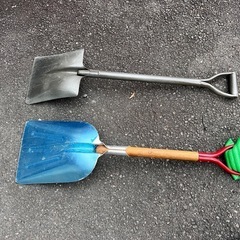 スコップ　2本の画像