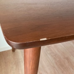 【値下げ】リビングテーブル(高さ73cm、テーブル80×135cm)イス4つ付きの画像