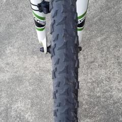 　お話中TREK  MARLIN29インチの画像