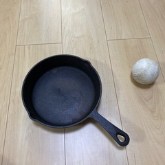 キャンプ　スキレット